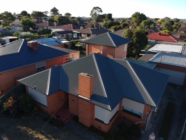 GUTTERING & PLUMBING
