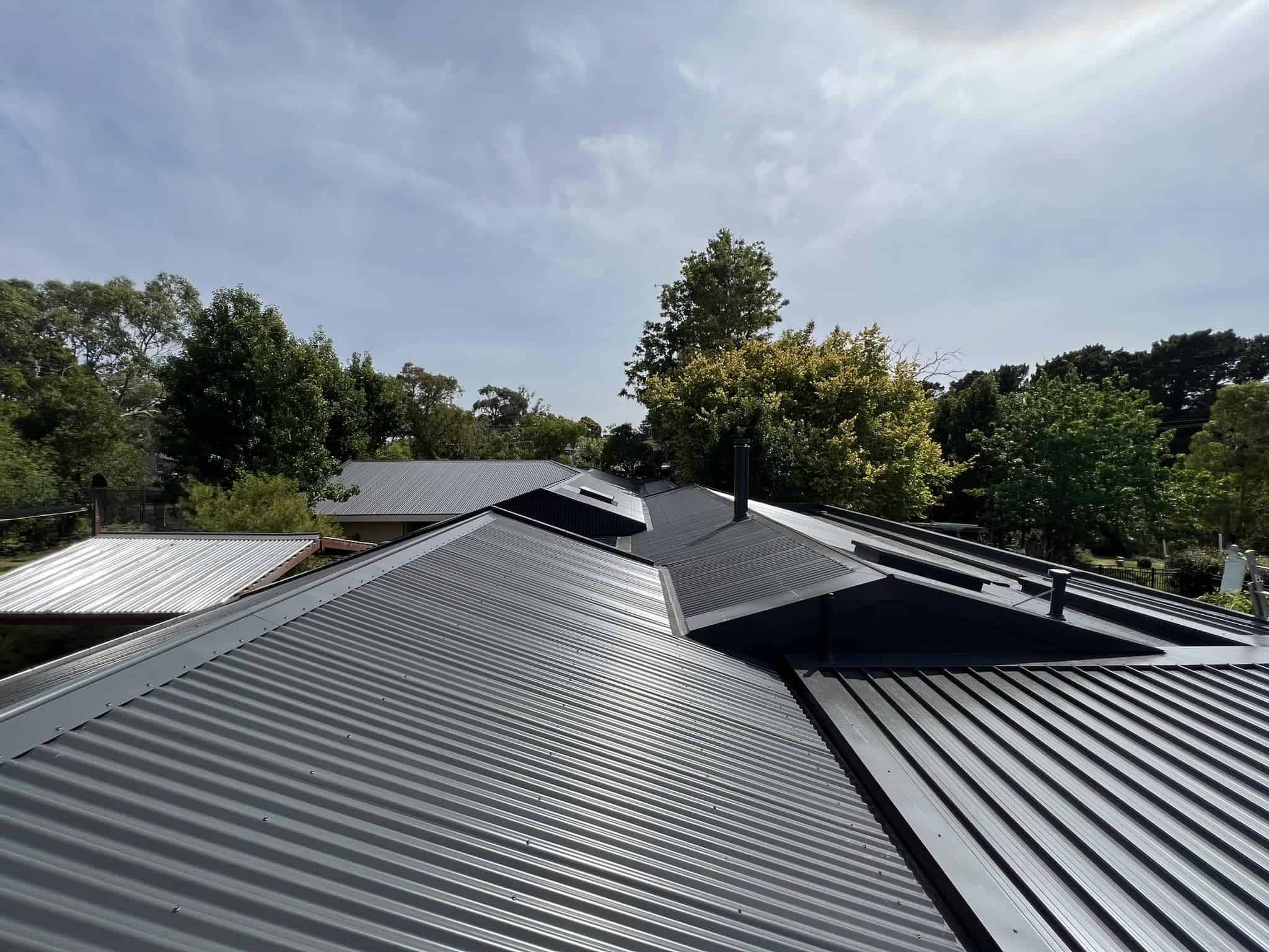 re-roof frankston south metal roofing
